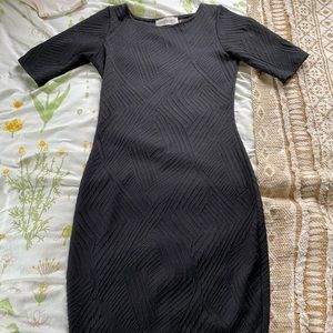 Black Midi Form fitting dress